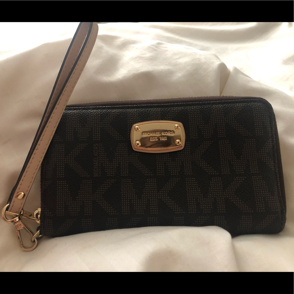BRANDNEW Michael Kors wallet